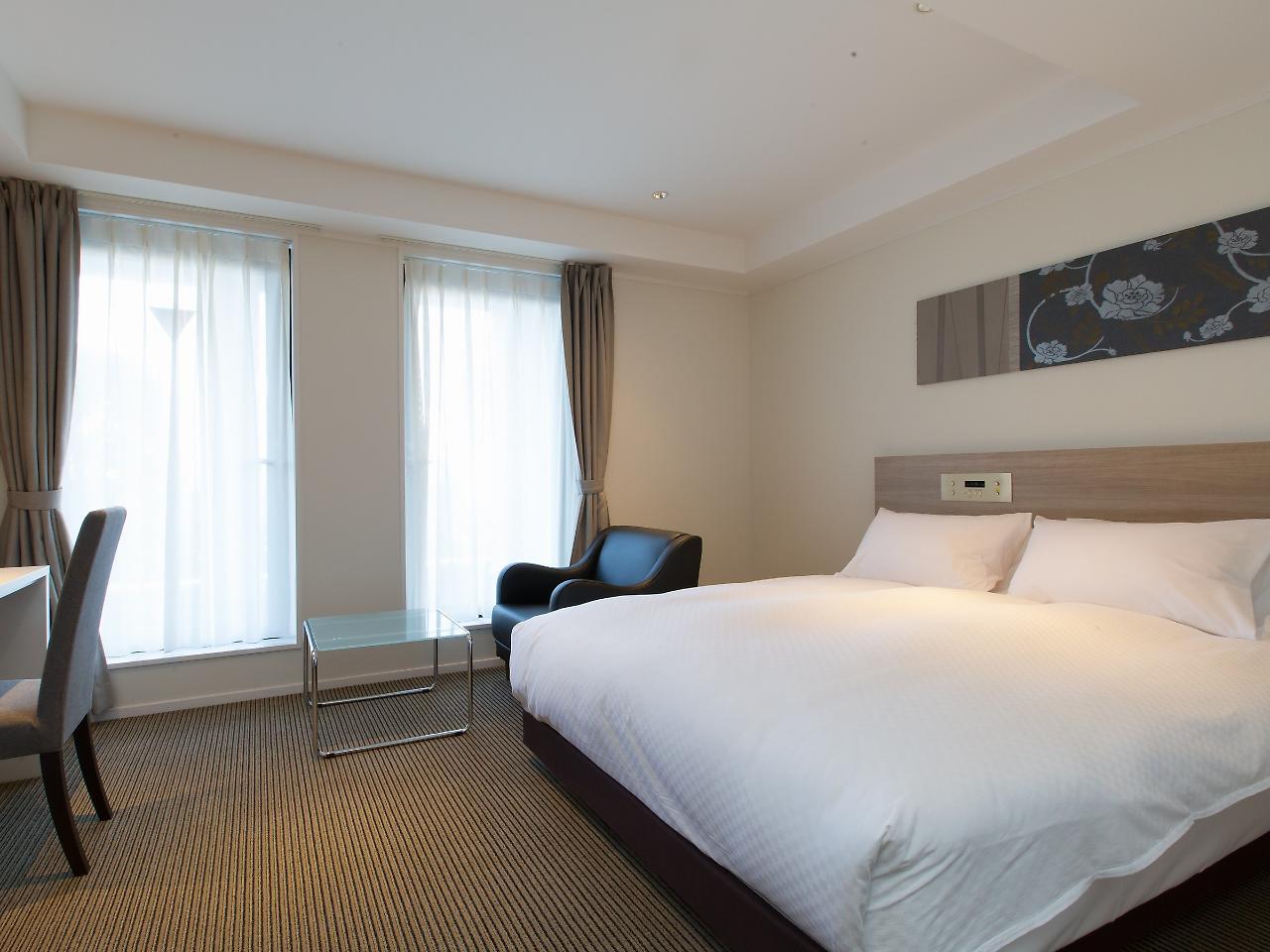 Hotel Shiki Utsubo Park Осака Екстериор снимка
