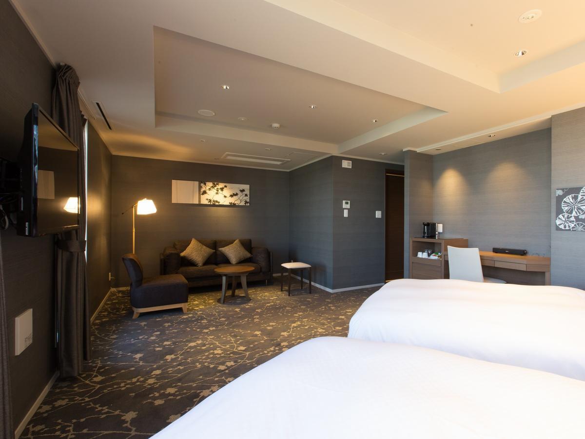 Hotel Shiki Utsubo Park Осака Екстериор снимка