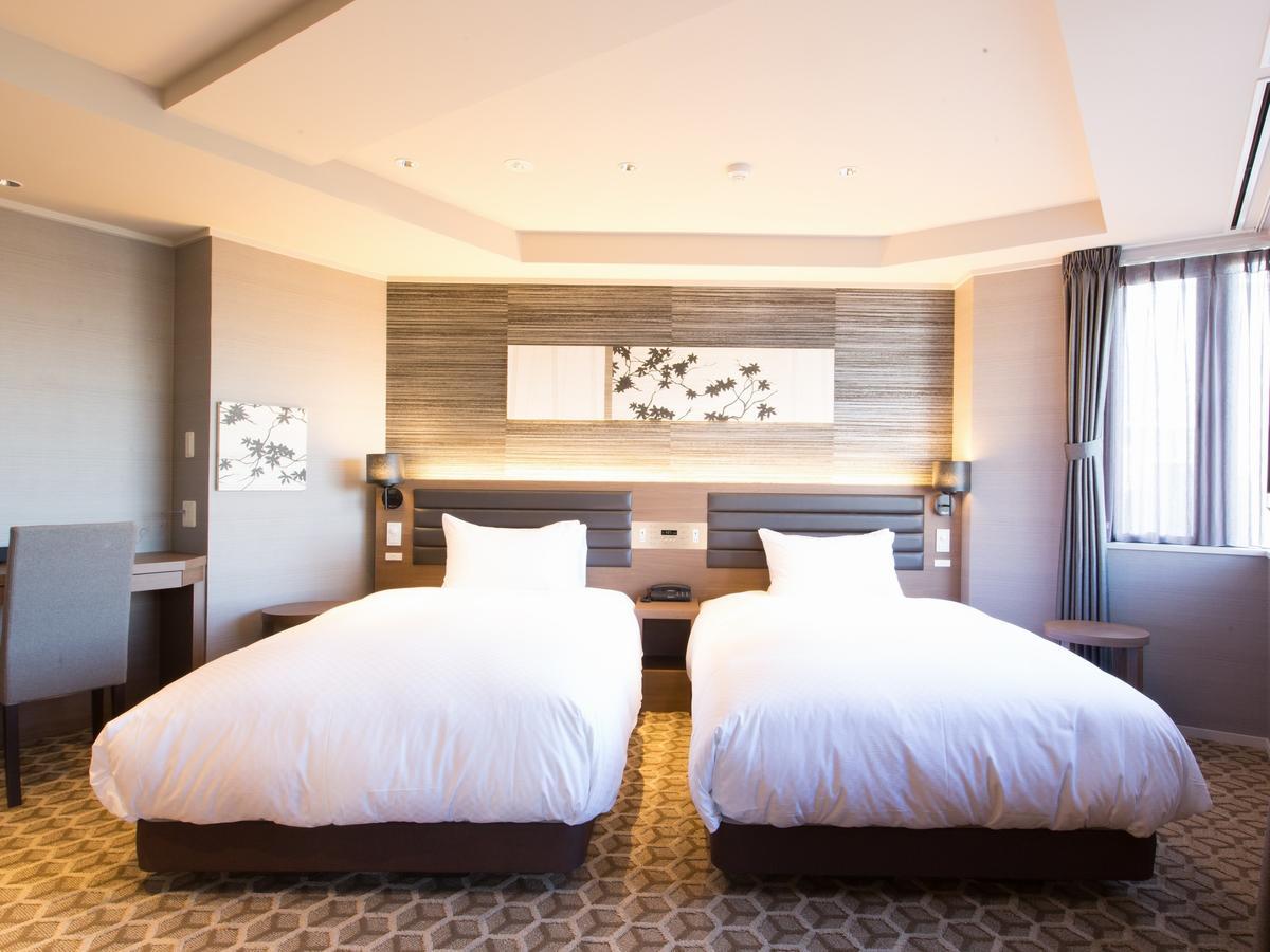 Hotel Shiki Utsubo Park Осака Екстериор снимка